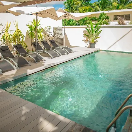 Beachcove Pereybere Beach Exterior foto