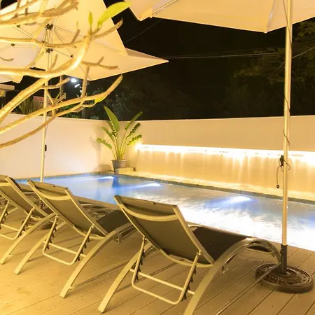 Beachcove Pereybere Beach Exterior foto